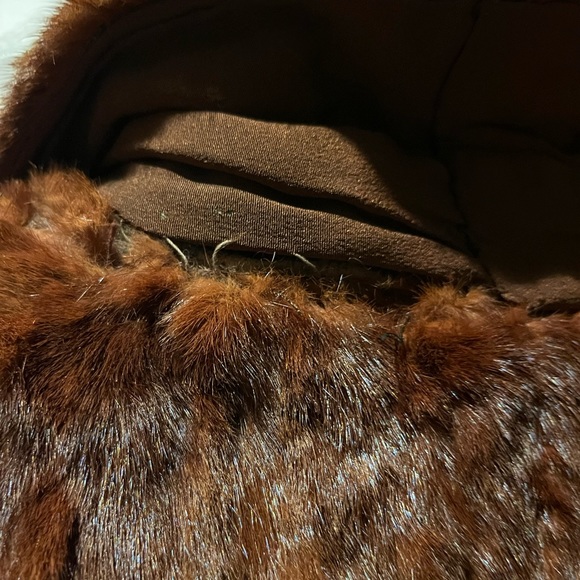 Roberts furs San Francisco - Picture 5 of 7